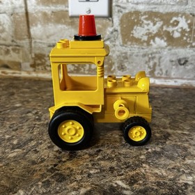 Lego Duplo 3272 Incomplete Bulldozer Only Scoop on the Road Bob the Builder