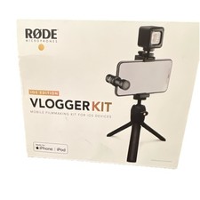 Rode Vlogger Kit iOS Edition for iPhone/iPod, Mic, MicroLED, Tripod