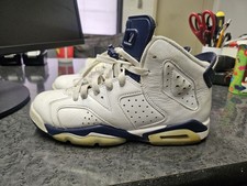 Jordan 6 Midnight Navy Size 6y