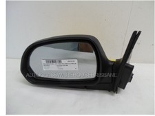2000-2006 Hyundai Elantra XD Left Electric Mirror Yellow