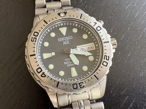 Seiko AGS Kinetic Titanium 5M43-0A60 Men's 40mm Watch Runs Great Fresh Battery