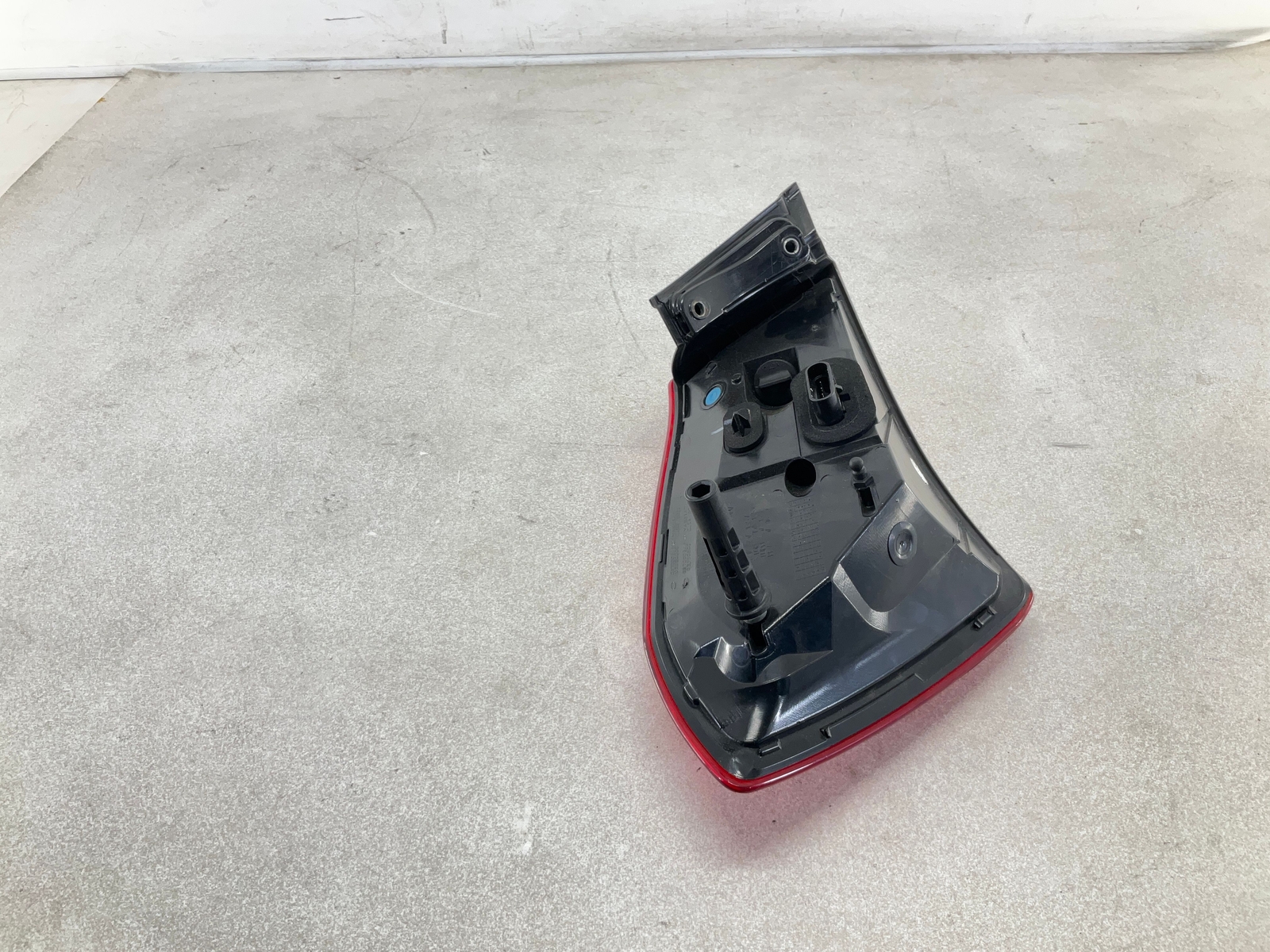 14-18 MASERATI Ghibli Rear Right-Passenger Quarter Panel Mounted Tail Light OEM
