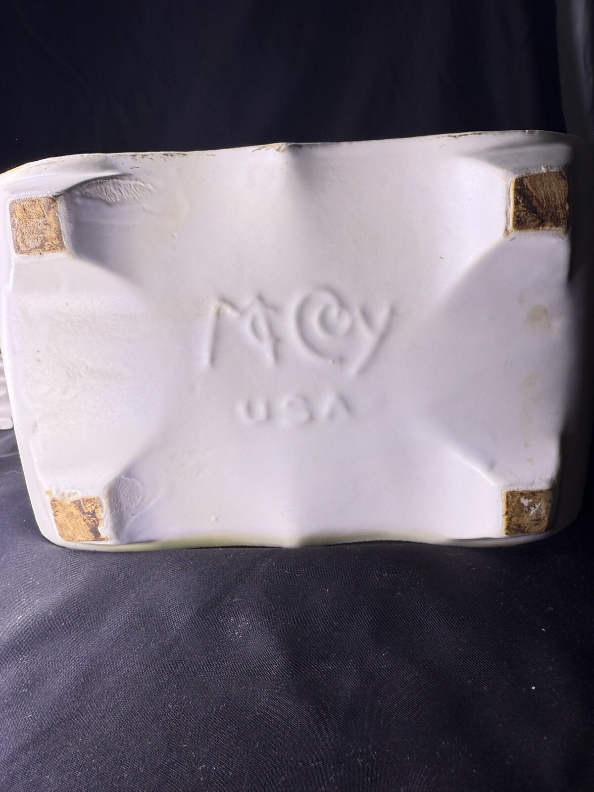 Vintage Mccoy Pottery White Gold Stove Cookie Jar Wood Burning Stove USA CHIPS