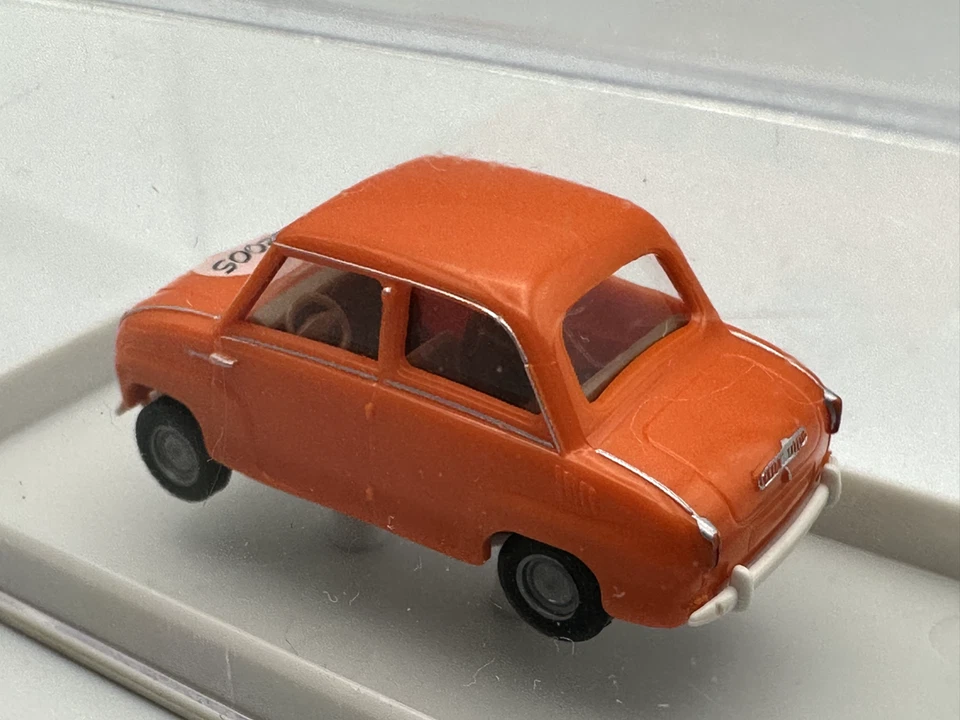 BREKINA GOGGOMOBIL LIMOUSINE, ORANGE, 1:87 HO SCALE, NIB - Image 4 of 4