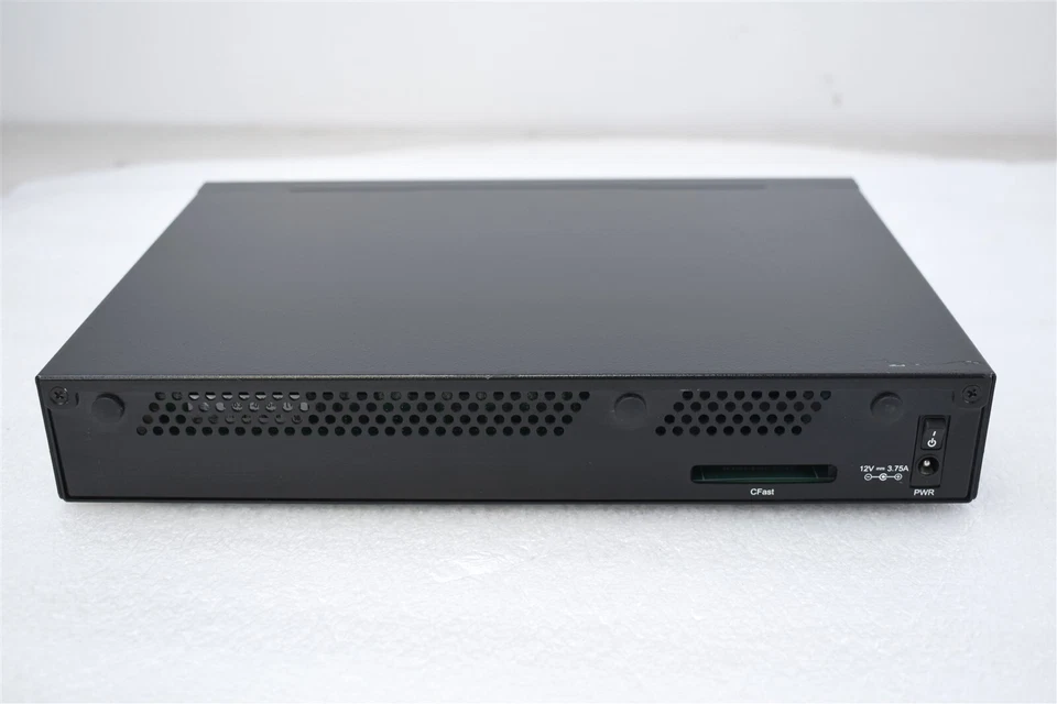 Dispositivo de seguridad de Internet firewall Intel McAfee FW-321 C2 Foto 3 de 4