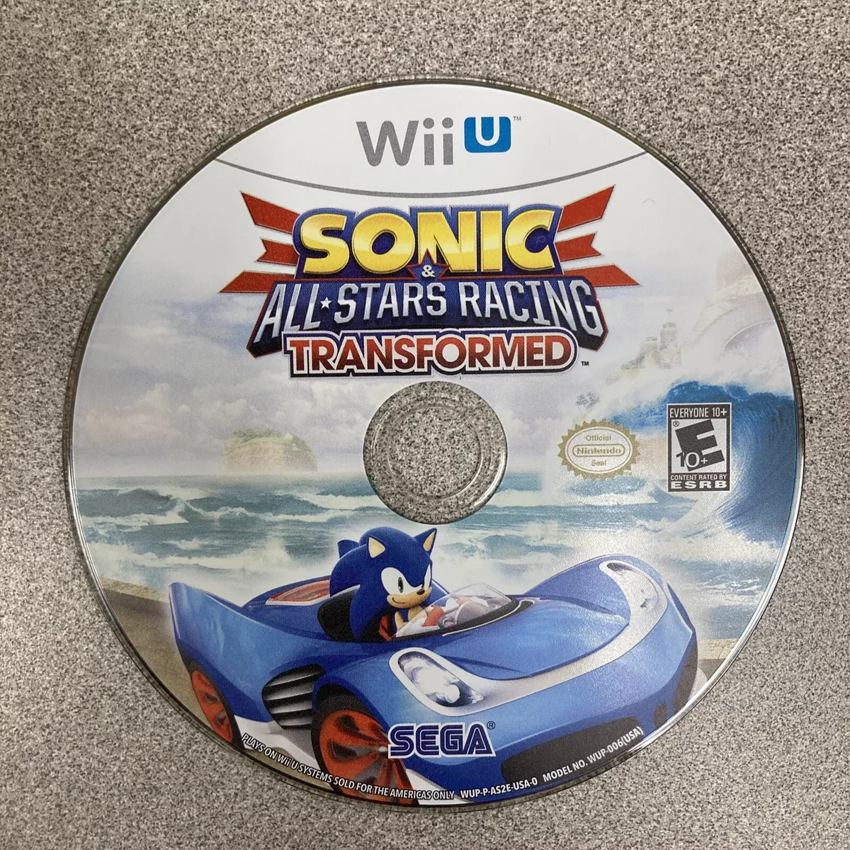  Sonic & All-Stars Racing Transformed (Nintendo Selects) - Nintendo  Wii U : Sega of America Inc: Video Games