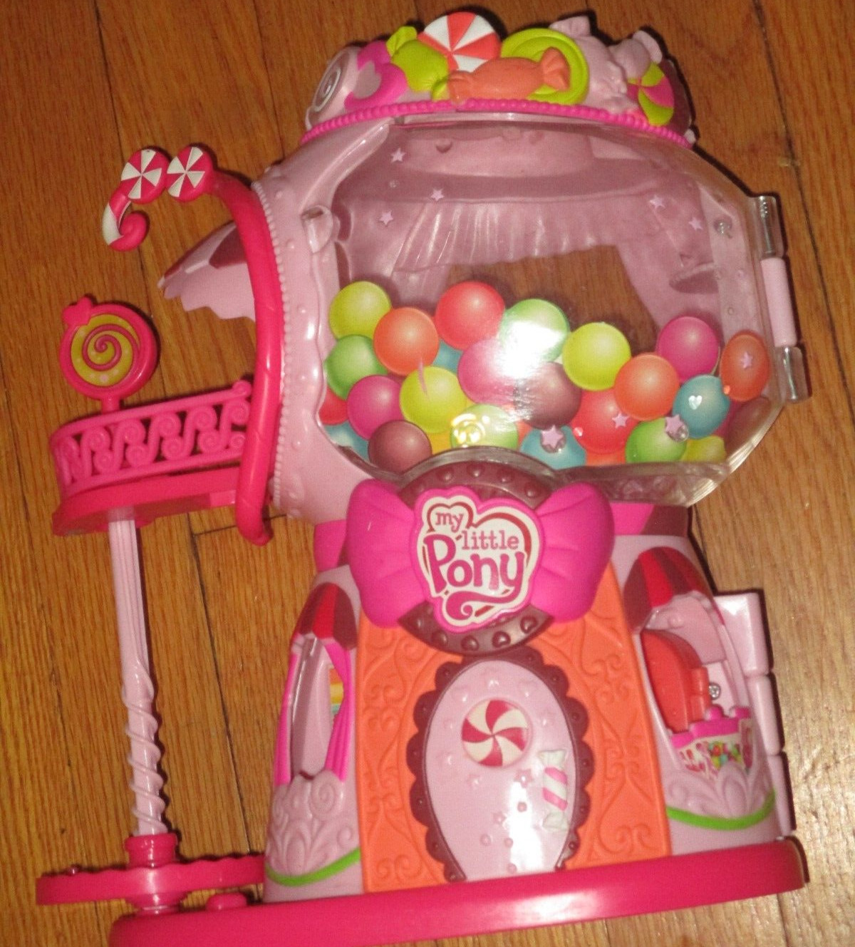 My Little Pony Ponyville Bubble Gum Candy Shop Playset Music Accessories Toy MLP