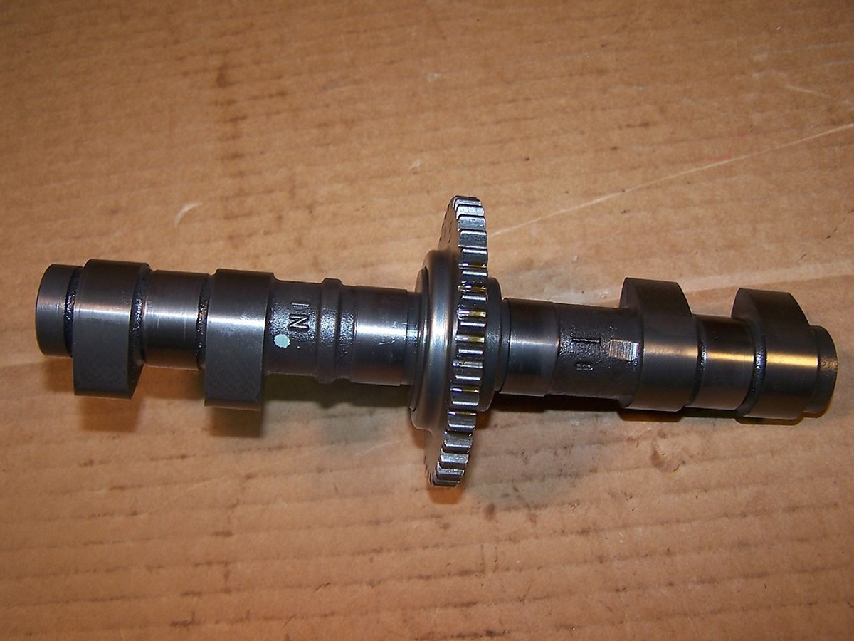 ＪＰ様 HONDA VF750C MAGNA V45 REAR CYLINDER INTAKE CAM SHAFT CAMS 14120