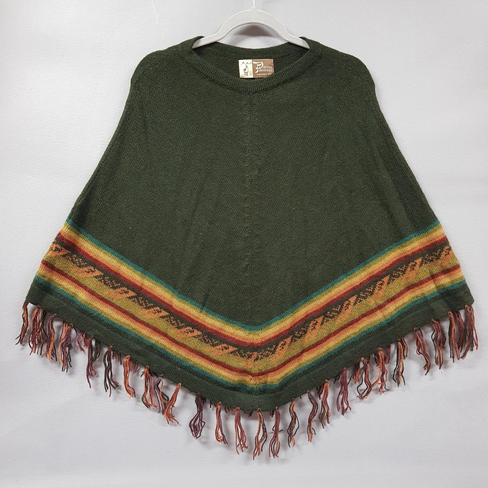 Peruvian Wool Blend Poncho Womens size Large Green Tassel Hand Made