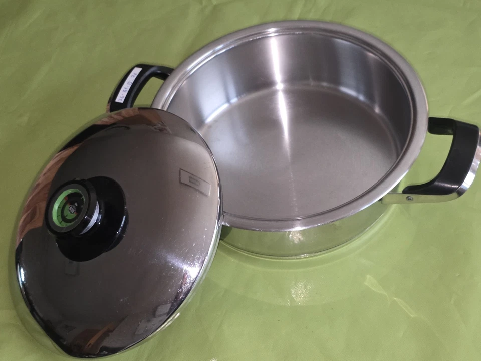 AMC   Topf mit Deckel/Visiotherm 3,5 Liter- 24cm Durchmesser 2 Sterne  - Bild 2 von 4
