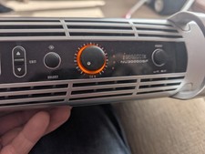 Behringer Amp Nu3000sp