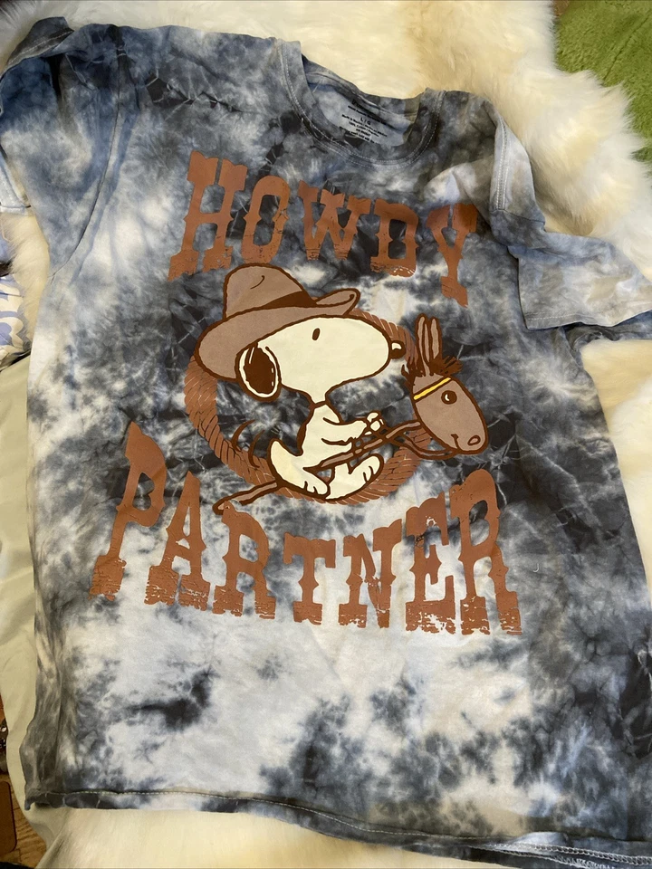 PEANUTS SNOOPY Howdy Partner Blue Tie Dye Unisex Cotton T Shirt Tee Size L NEW - Image 3 of 4