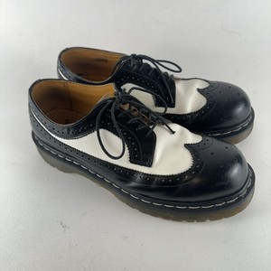 〜90's England Dr. Martens 5holl Wing Tip Dr Martens Brogue Shoes, Size UK4, Made in England, Vintage 90's