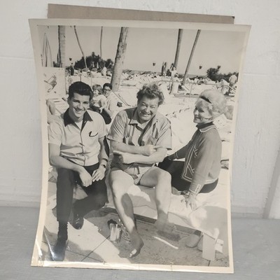 Signed photograph Famous Actor Andre Chanson,Frank Fontaine Joann Lear Poolside 