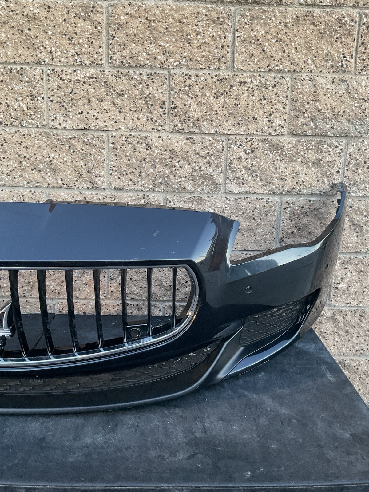 2014 2015 2016 2017 MASERATI QUATTROPORTE FRONT BUMPER USED OEM