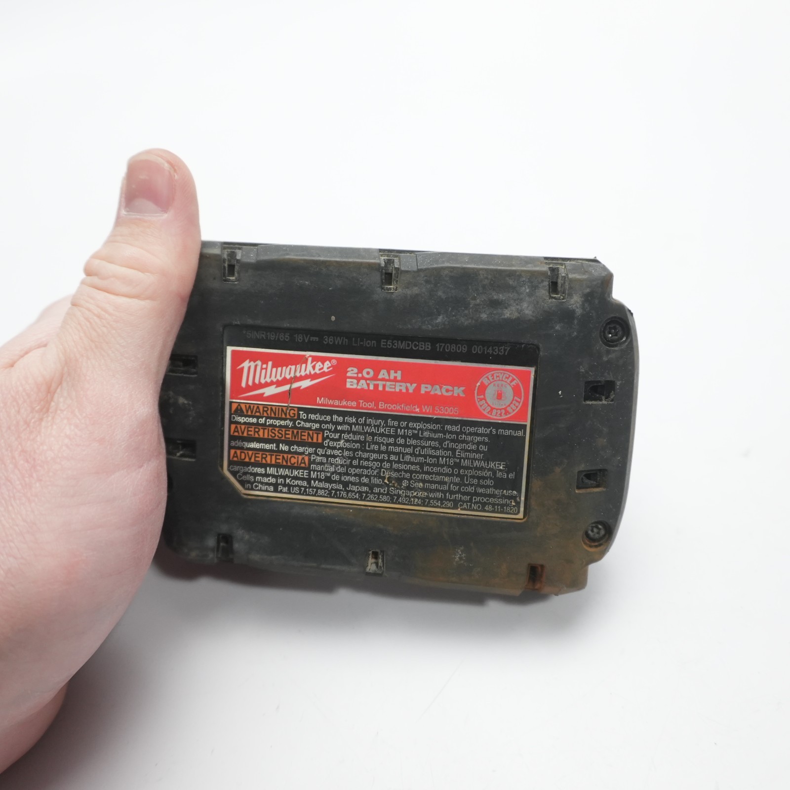 FOR REPAIR Milwaukee 48-11-1820 M18 CP2.0 Red Lithium Ion 2Ah Battery