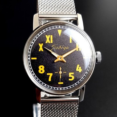 Pobeda Soviet Men's Watch Vintage Mechanical Men's Wristwatch USSR Serviced