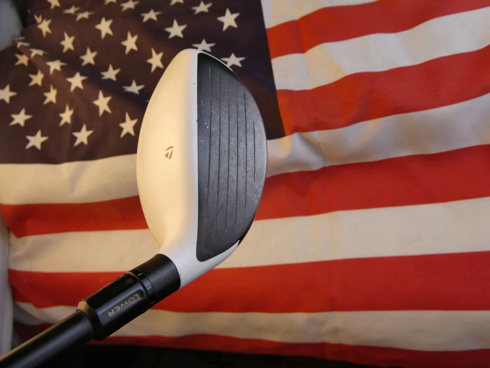 Para zurdos TaylorMade R11 # 3 Fairway 15,5* Fujikura BLUR 70 R Flex EXCELENTE Foto 2 de 4