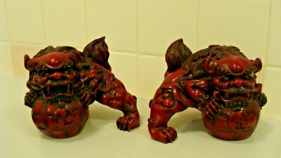 Feng Shui Chinese Red Resin 2 Foo Dogs Guardians Figurines 5.3''x4.8''x4'' tall
