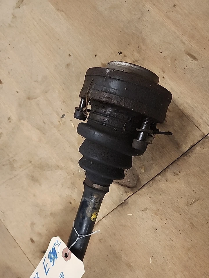 BMW E32 88-94 735i 735iL 740i 740iL 750i Drivers rear axle half output shaft #10 - Image 4 of 4