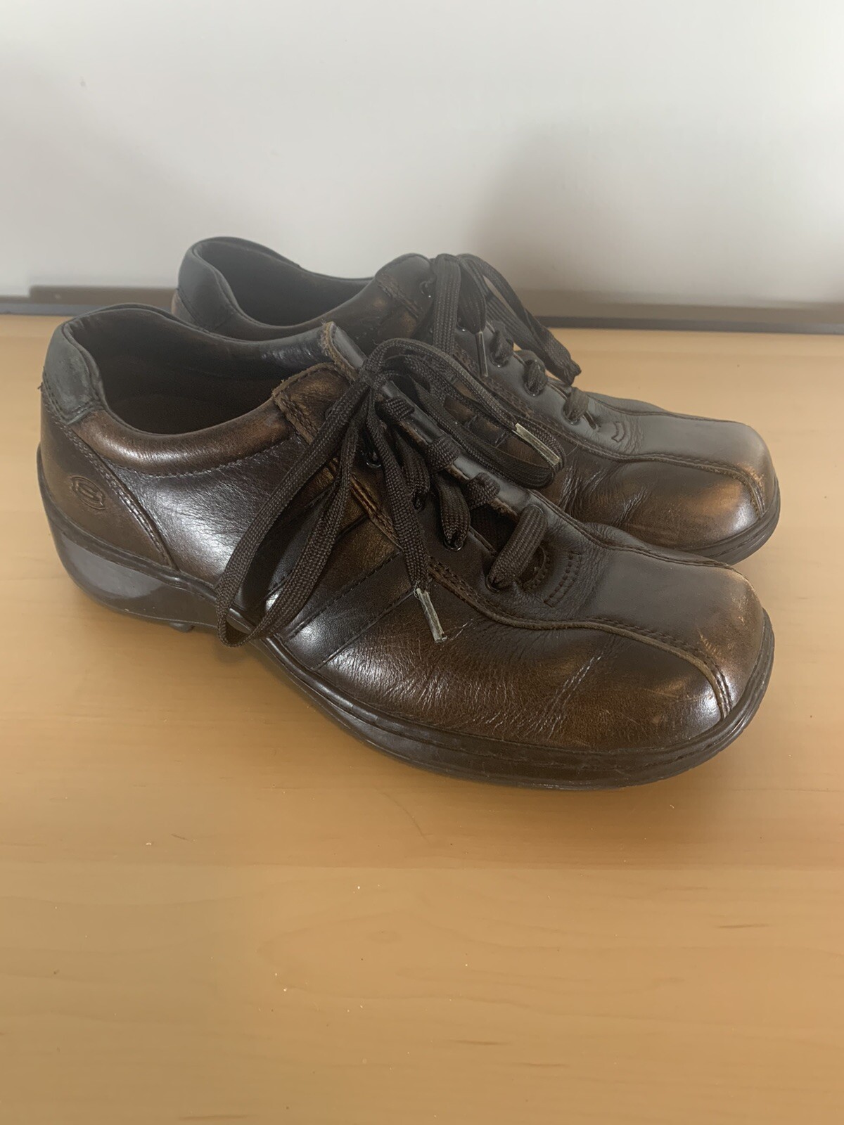 Skechers Mens Walking Shoes Size 8 Brown Leather Athletic Sneaker SN 4400-image