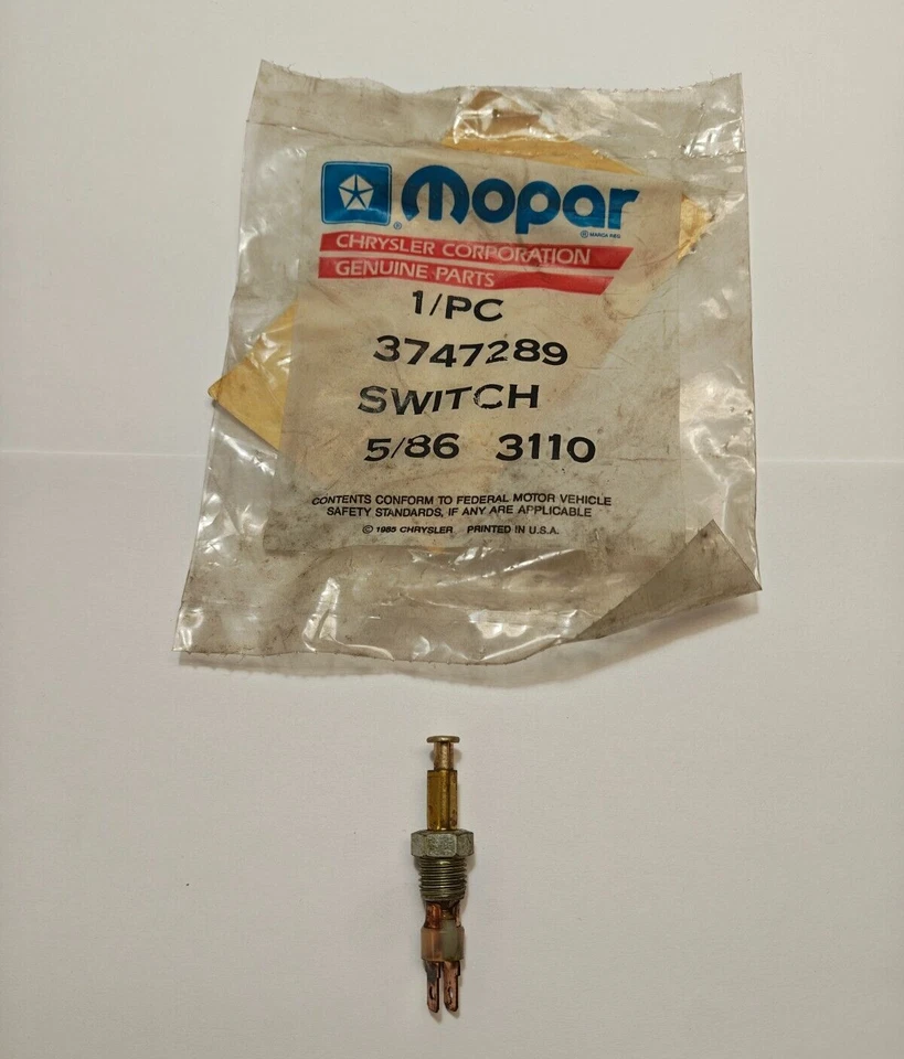 Interruptor de pilar de puerta Dodge Plymouth Chrysler New Yorker 1977-1987 3747289 nuevo en stock Foto 3 de 4