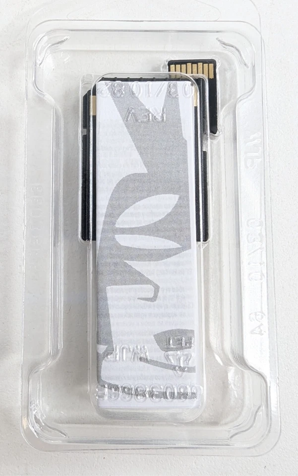 Kingston 8GB Class 4 MicroSDHC Card Flash Memory w/ SD Adapter - NWOB - Image 4 of 4