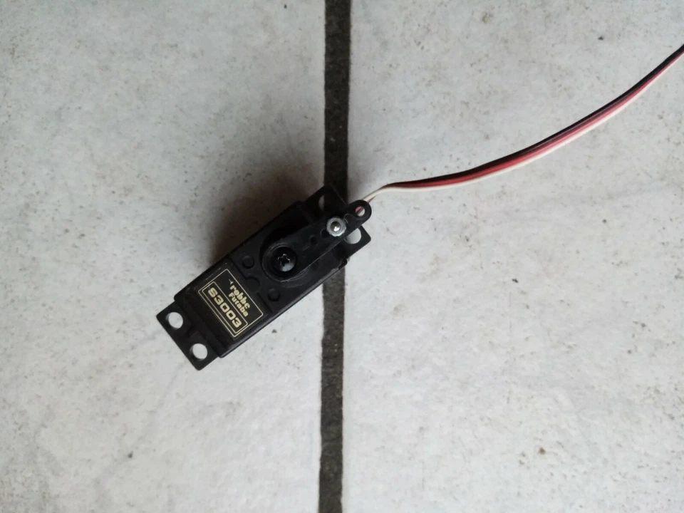 Robbe Schiffs -(Zubehör) für Modellbau-  Servo  S 3003 - Bild 2 von 2