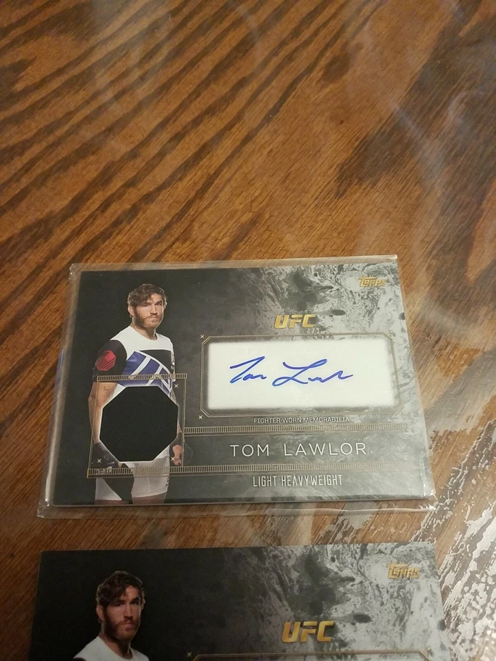 2016 Topps UFC Top of the Class Autograph Relic Card Tom Lawlor #TCAR-TL Auto - Image 2 of 4