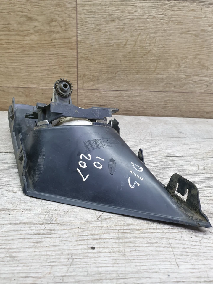 Faro antiniebla delantero peugeot 207 d/s 9688091877 2010 Foto 3 de 4
