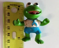 Vintage 1986 HA! Kermit The Frog Muppet Babies PVC Mini Figure Cake Top 2.25”