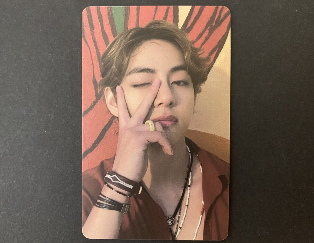防弾少年団(BTS) - BTS✩Butter✩ラキドロ✩soundwave✩M2U✩トレカ✩テヒョン✩V BTS-BUTTER LUCKY DRAW SOUNDWAVE OFFICIAL PHOTO CARD TAEHYUNG