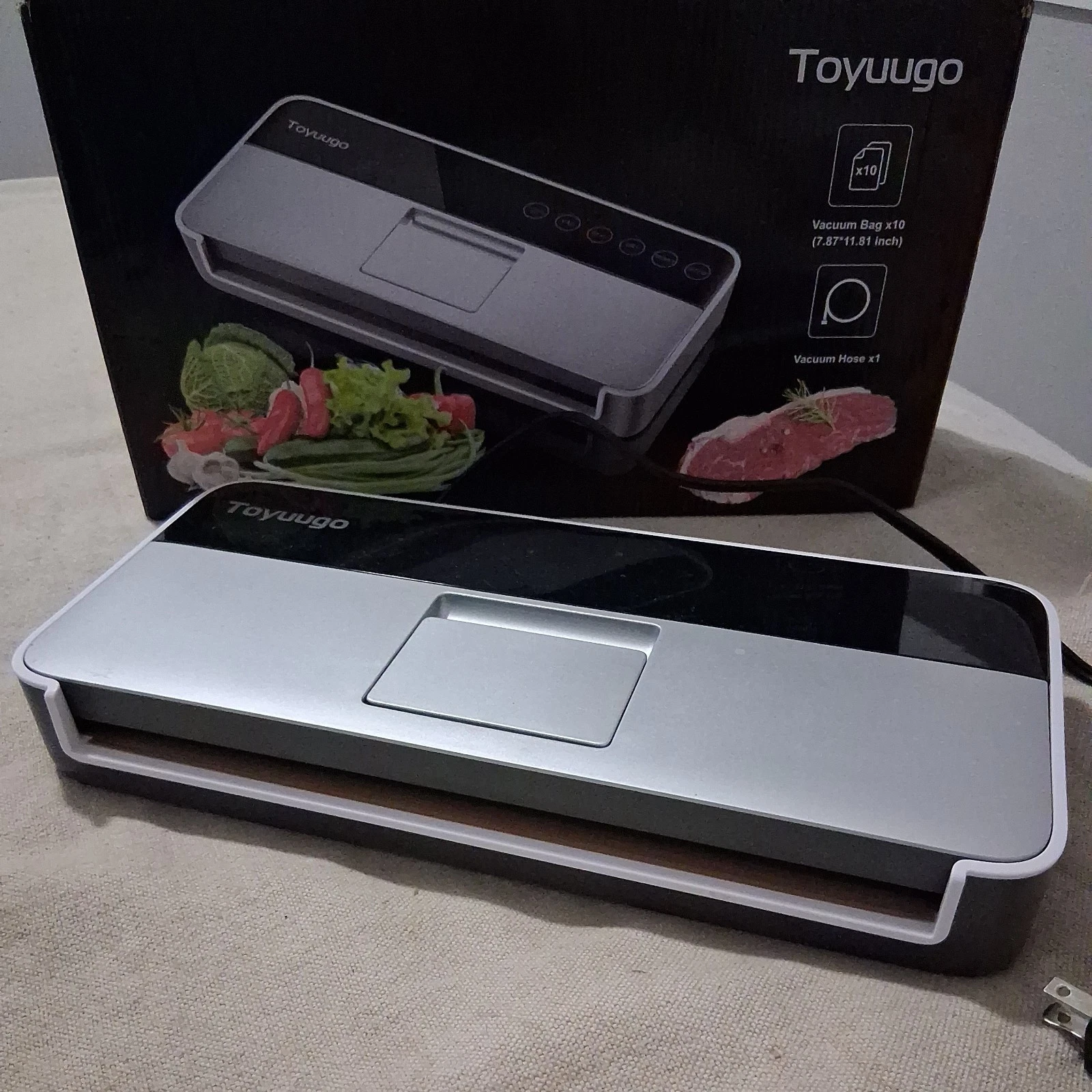 TOYUUGO Full Automatic Vacuum Sealer Machine - V8111 - With Bags