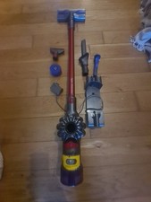 Dyson V8 total clean animal Vacuum Reconditioned New Battery 