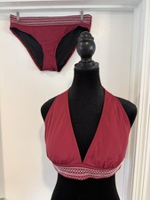 Woman  s Large Venus Swimsuit Bikini Top and Bottom Maroon Red
