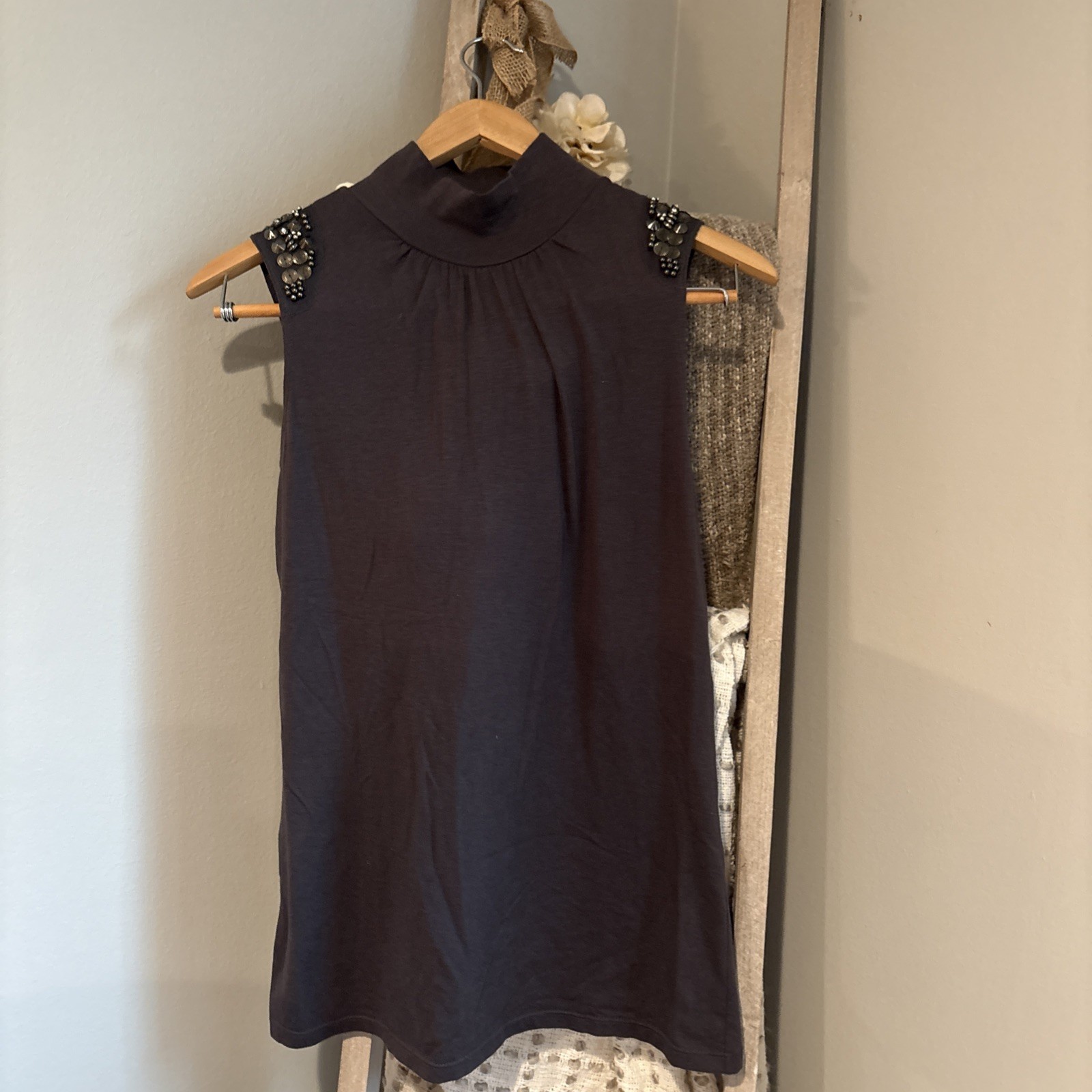 Express Women's Sleeveless Top Size L  Beaded Gray