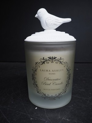 Laura Ashley Duftkerze Bougie Parfumee Glas mit Keramikdeckel