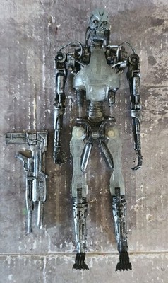 Neca TERMINATOR 2 ENDOGLOW ENDOSKELETON GITD GLOWS IN DARK 2015 SDCC EXCLUSIVE