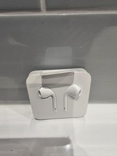 Apple EarPods with Lightning Connector - Brand New in Box