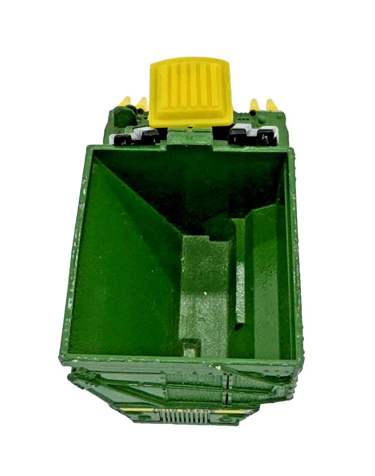 ERTL John Deere Cotton Picker 1/80 Scale Die Cast Farm Toy Green Vintage - Image 3 of 4