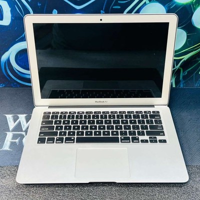 Apple MacBook Air A1466 13.3” – Intel Core i5 – 4GB RAM 120GB SSD