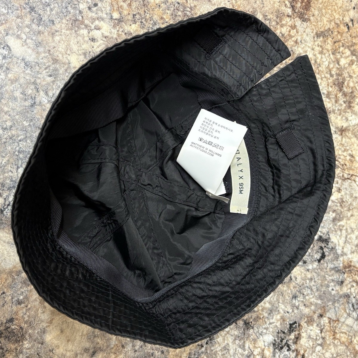 1017 Alyx 9SM Clear Buckle Bucket Hat | eBay