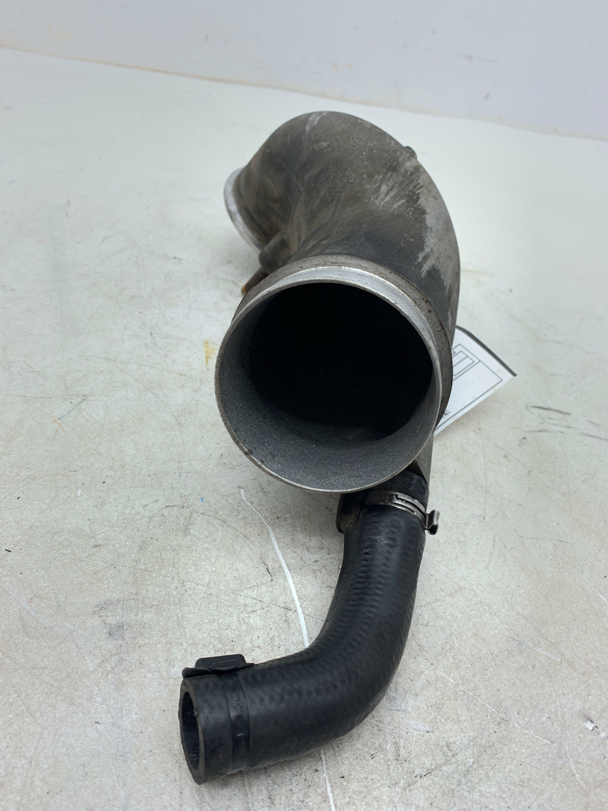 2019 ASTON MARTIN DBS SUPERLEGERRA OEM RH RIGHT TURBO AIR INTERCOOLER TUBE