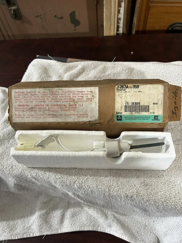 2 Brand New Open Box White-Rodgers F767A-356 Furnace Hot Surface Ignitor