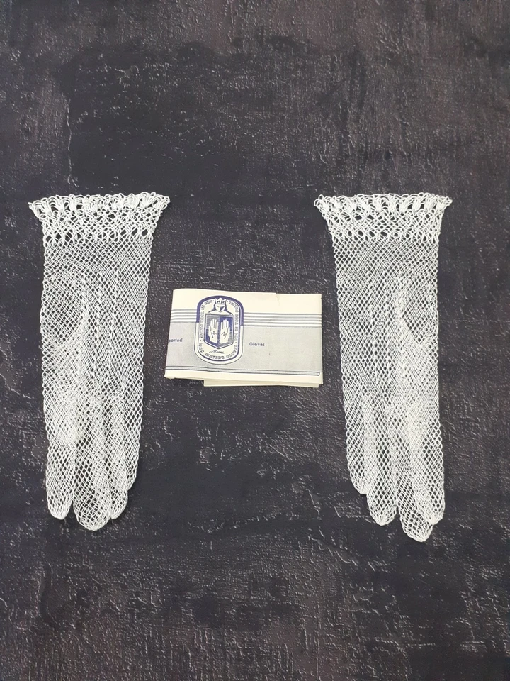 Guanti Gloves pizzo uncinetto sposa ricamo centrini vintage antichi bianco 11 - Immagine 3 di 4