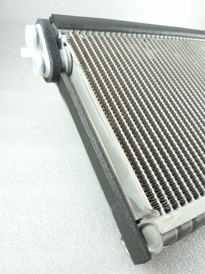 Air Con Evaporator to suit Toyota LandCruiser VDJ76-79R 4.5L 01/2007   - Image 4 of 4