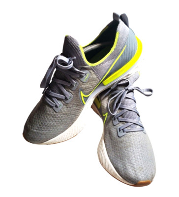 Nike Mens Infinity React Flyknit Grey Fabric Running Shoes Sneakers Size 11