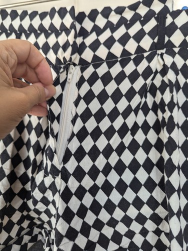 Sass Bide Black White Check Striped Dress Shorts Size 10 - Picture 3 of 10
