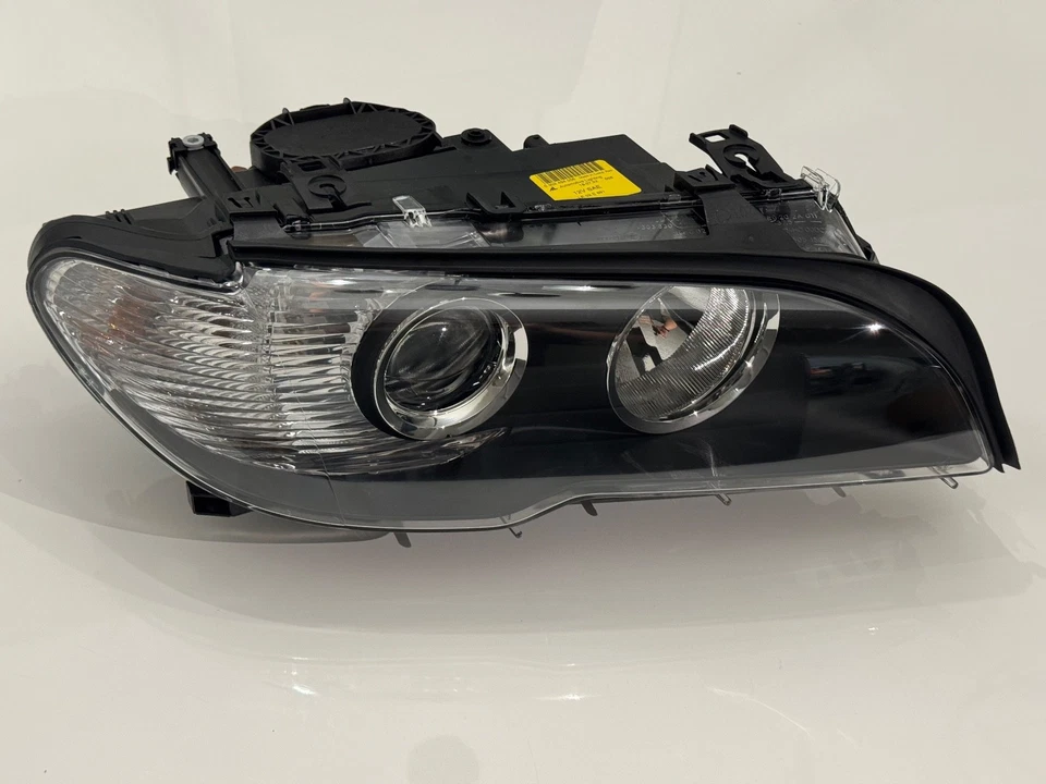 Комплект передних правосторонних фар Magneti Marelli — подходит для BMW 325Ci и 330Ci - Изображение 3 из 4