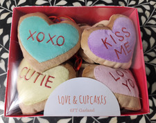 LOVE  CUPCAKES 6 FT GARLAND